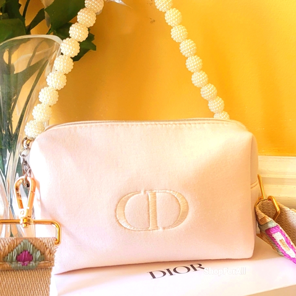 Dior Beauty CD Cosmetic Pouch to Crossbody Bag - Picture 4 of 16